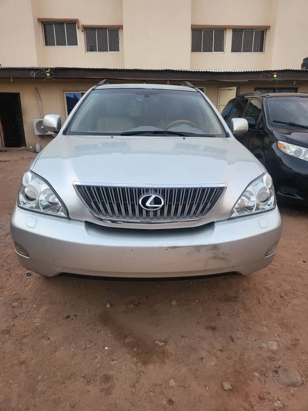 Main image of 2005 Lexus RX
